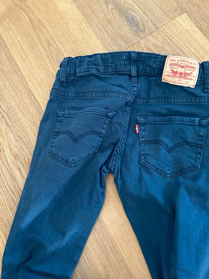 Levi’s Jeans Größe 10 quasi ungetragen in Elmshorn