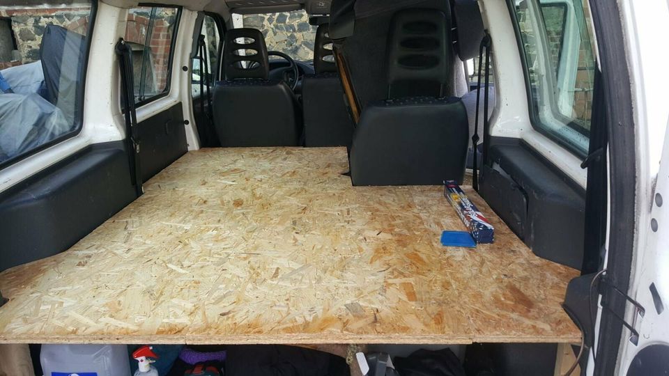 Fiat Scudo Jumpy Partner Wohnmobil Bett Holz Bretter ohne Beine in Felsberg