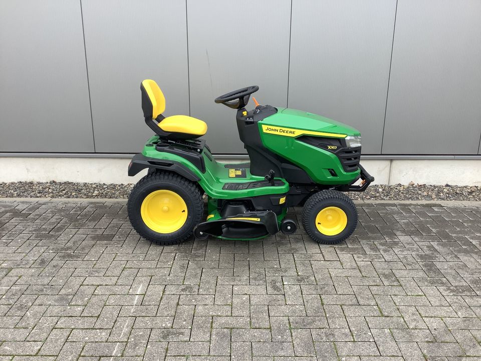 John Deere X167 Rasentraktor in Mönchengladbach