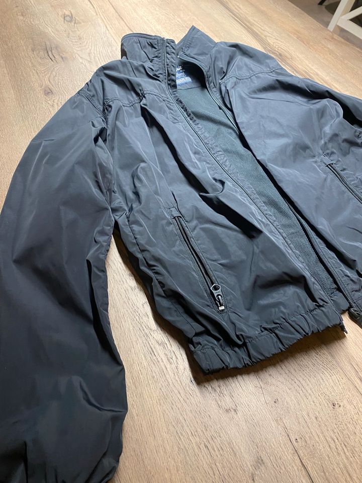 Esprit Herren Jacke Regenjacke M Schwarz in Düsseldorf