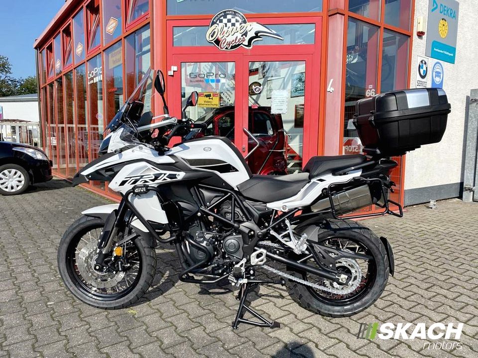 GIVI Sturzbügel, schwarz oben für Benelli TRK502 in Dormagen