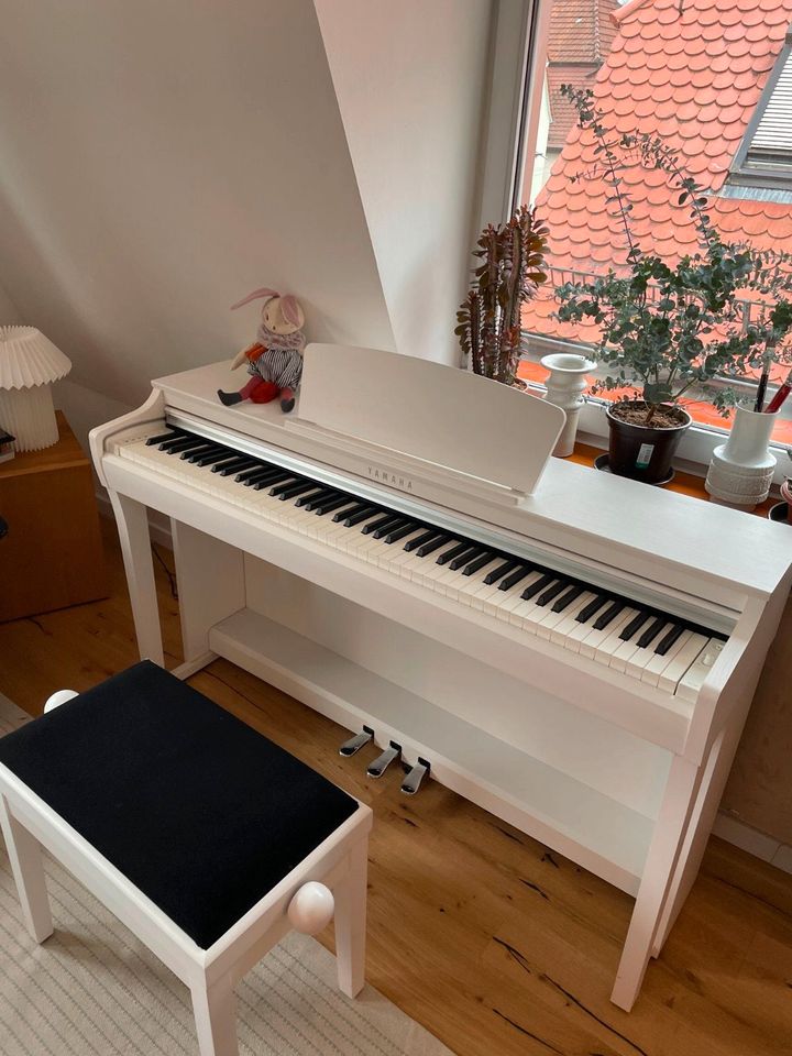 Yamaha Klavier Digitalpiano Epiano Clavinova mieten und ausprobie in Ulm