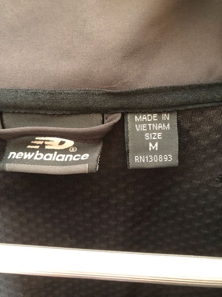 New Balance Jacke, M in Bonn