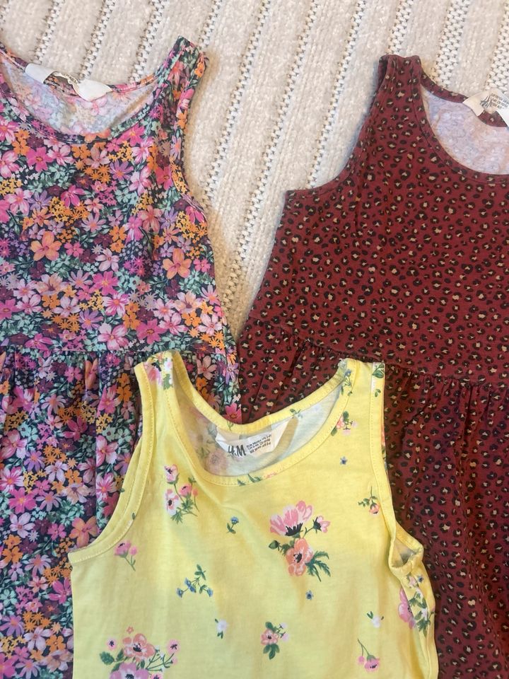 3 Mädchen- Sommerkleider von h&m Größe 98/104 in Saarbrücken