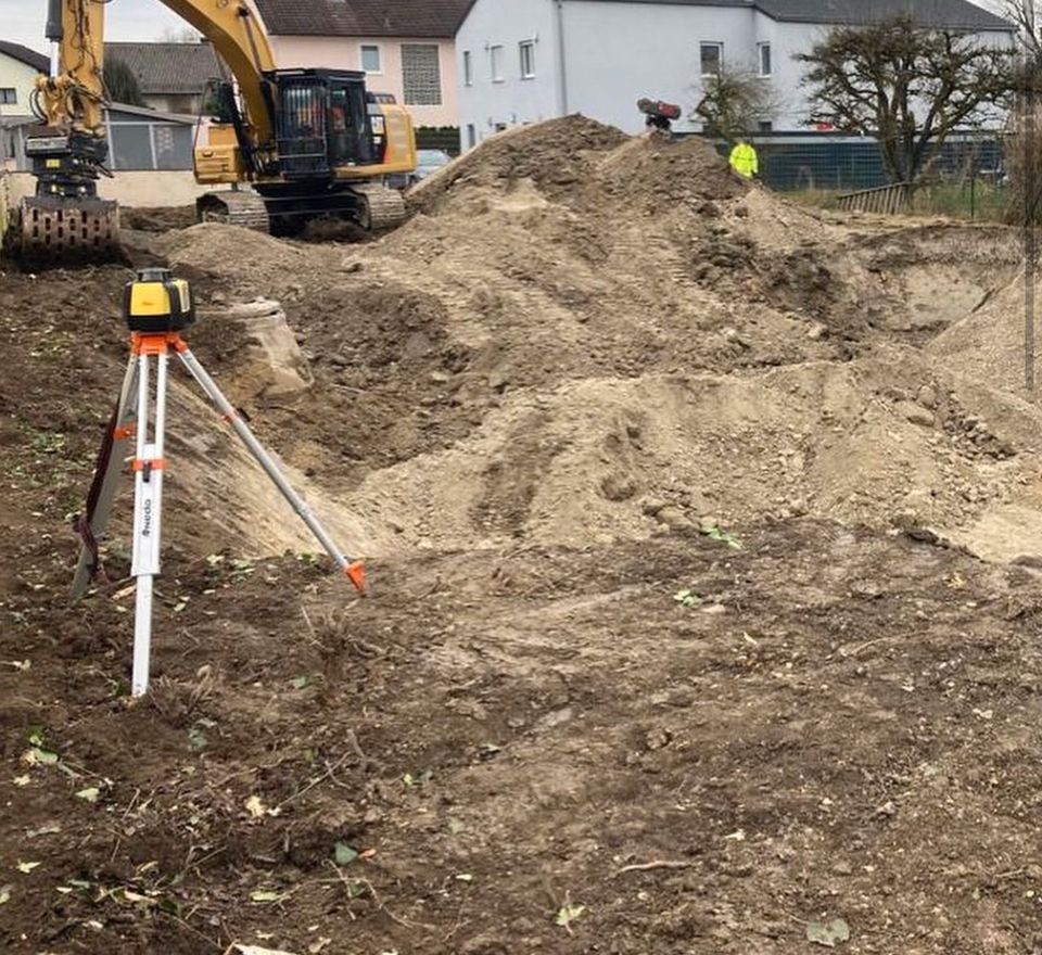 Abbruch . Entkernung . Ausschachtungen . Erdarbeiten in Weyhe