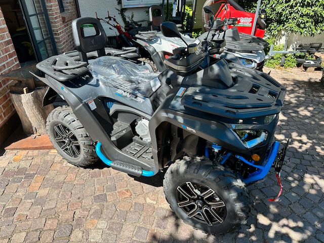 Quad ATV SEGWAY Snarler 600GL-D AT6 L in Dorfen