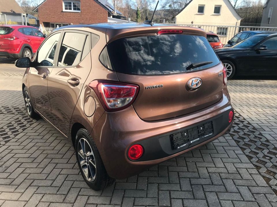 Hyundai i10 YES! Klima*Sitzheizung*Multi*Tempo*ALU in Mechernich