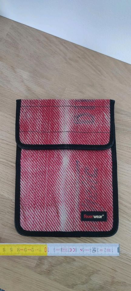 Feuerwear Tablet eReader Tasche Rob 1 Rot in Köln