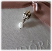 Pandora Charm/ Anhänger Golfball bicolor, 790440AGW, rar Sachsen-Anhalt - Aschersleben Vorschau