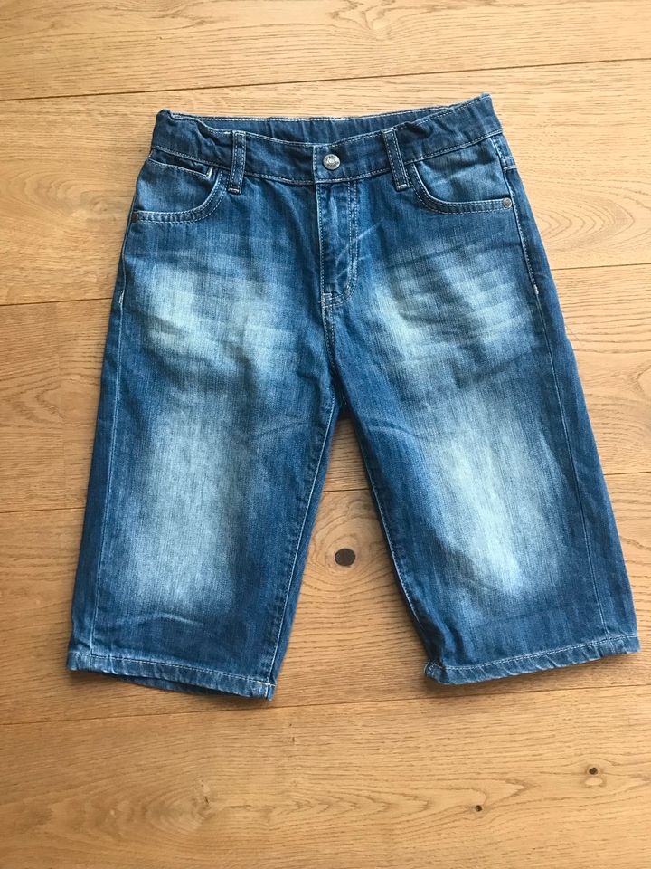 Jako-o Shorts Bermuda Jeans neu Gr.146 in Hamburg