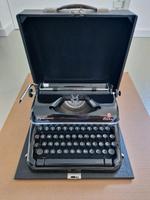 DDR Schreibmaschine "Optima Elite" Sachsen - Neukirchen-Adorf Vorschau