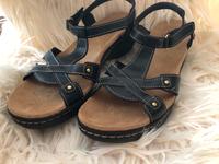 Sandalen Leder Clarks Gr. 42 Sachsen - Moritzburg Vorschau