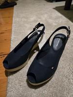 Tommy Hilfiger Sandalen Hessen - Maintal Vorschau
