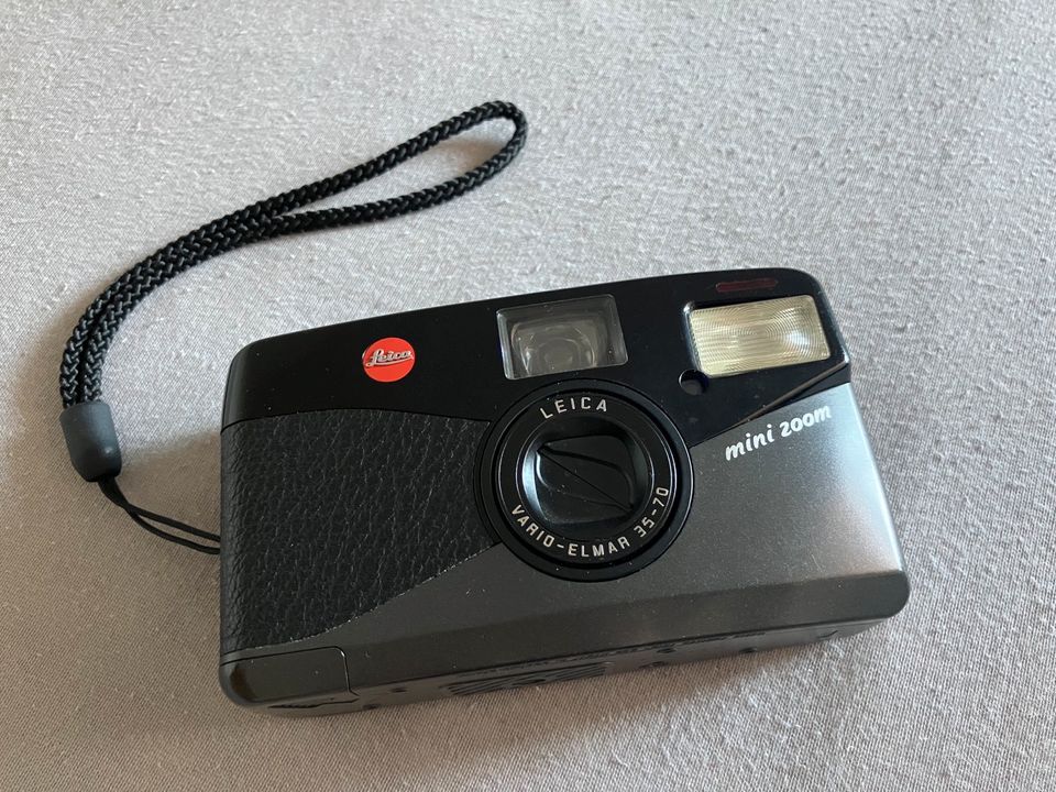 Leica mini zoom (mit Lichteinfall-Problem) + 2 EXTRAS in Bonn