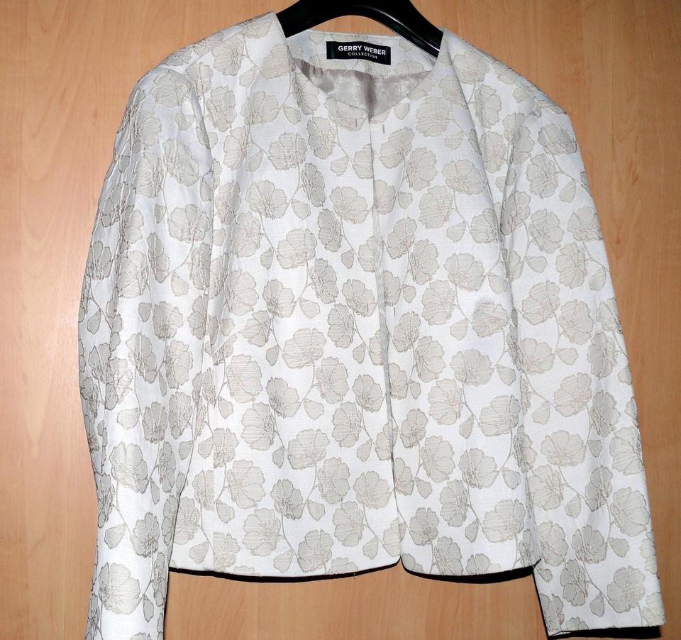 Jacke Blazer Kurzblazer festlich Gerry Weber Gr. 42 beige in Burghaun
