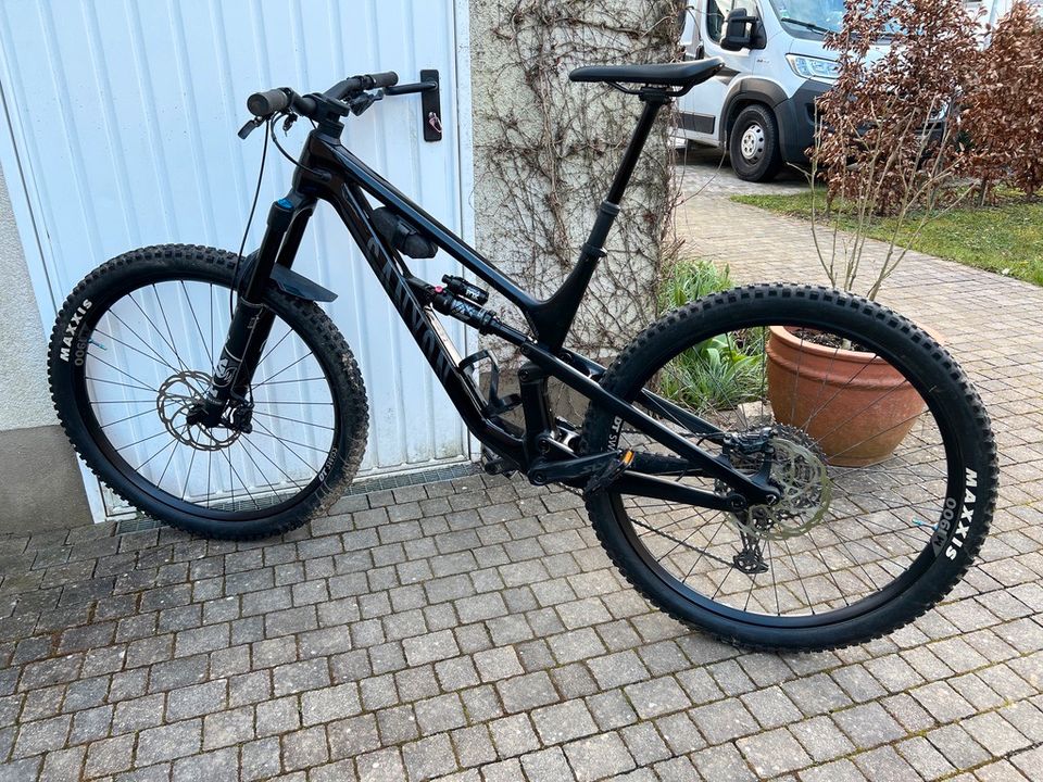 Canyon Spectral 29 CF 7 XL Black Mountainbike in Bergisch Gladbach