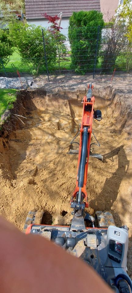 Erdarbeiten Baggerarbeiten Ausschachtung Pflaster Gartenarbeiten in Gelsenkirchen