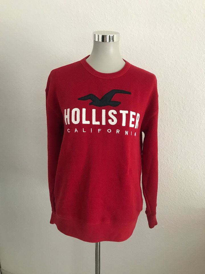 #Boyfriend #Sweatshirt rot von Hollister Gr. S, Damen 40/42 in Bremen