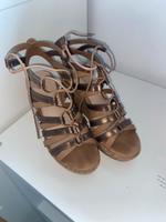 Keilabsatzsandalen Wedge mit Schnürung Brandenburg - Schöneiche bei Berlin Vorschau