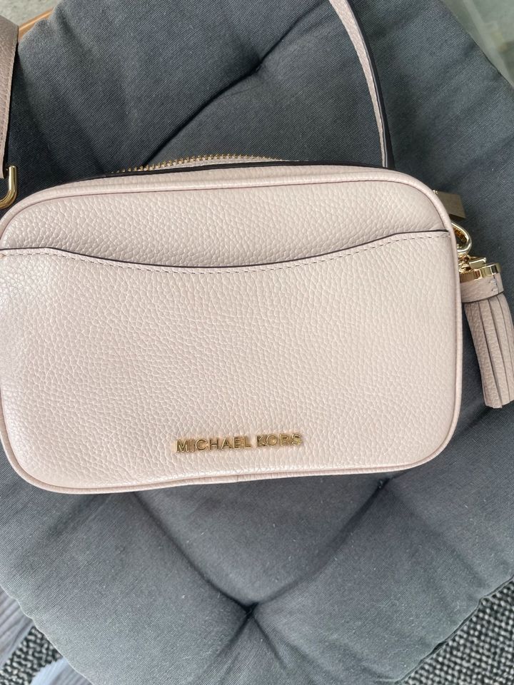 Tasche michael kors in Leverkusen