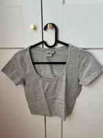 ASOS Crop-T-Shirt – Hellgrau – Größe 34 Dortmund - Innenstadt-West Vorschau