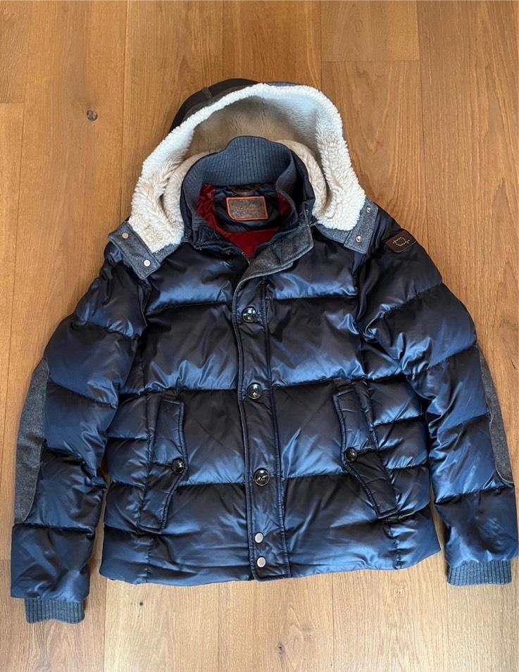 SALE Daunenjacke von Handstich, Dunkelblau, mit Lammfell-Kapuze in Nürnberg (Mittelfr)
