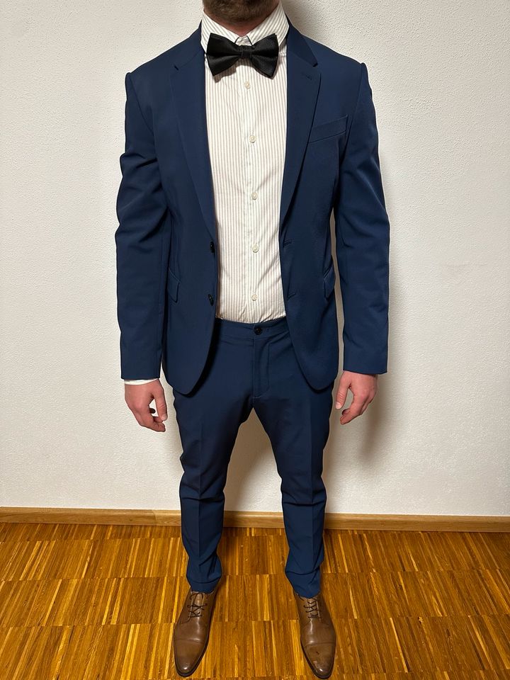 Männer Anzug Zara Herrenanzug M mit Hemd in Brannenburg