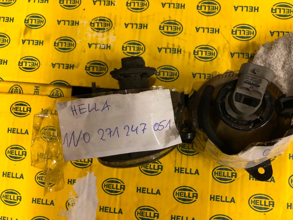 HELLA NEBELSCHEINWERFER RECHTS LINKS VW SKODA 1N0 271 247-061 in Bonn