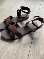 Esprit Sandalen braun Bayern - Buch Vorschau