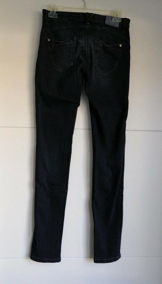 Jeans S.Oliver  GR. 170-176cm in Mörfelden-Walldorf