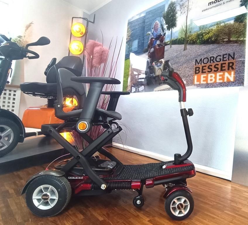 Reisemobil Seniorenmobil klappbar faltbar 6 km/h E-Scooter in München