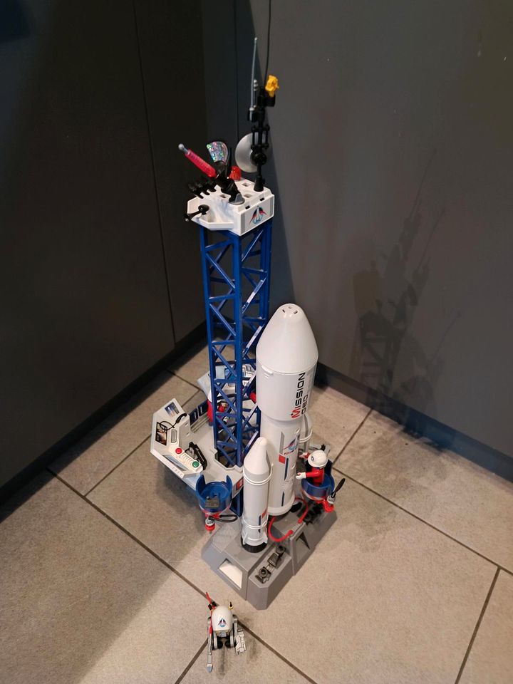 Playmobil 6195 Weltraumrakete mit Basisstation in Egelsbach