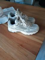 Verkaufe super Sneaker von Mercer  , gr.37 Hessen - Gilserberg Vorschau