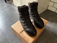Lowa Elite Evo GTX Bundeswehr Stiefel Wanderschuhe 45 10 290 Sachsen - Chemnitz Vorschau