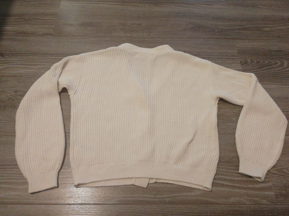 Strickpullover Mädchen 146/152 in Mettingen