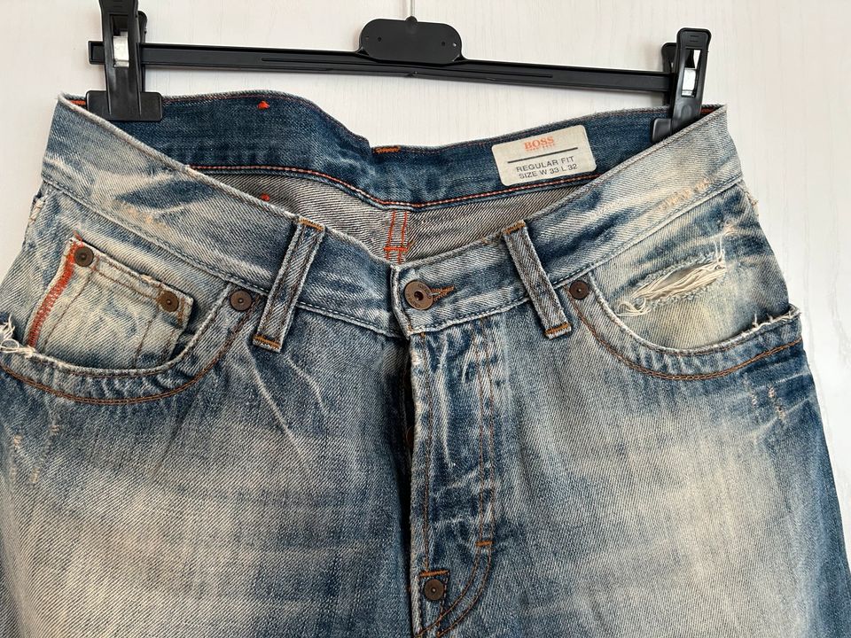 Jeans von Boss in Kirchseeon