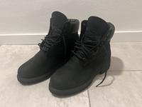 Neuwertige Timberland Boots schwarz Leder Gr.41 W NP220€ Nordrhein-Westfalen - Solingen Vorschau