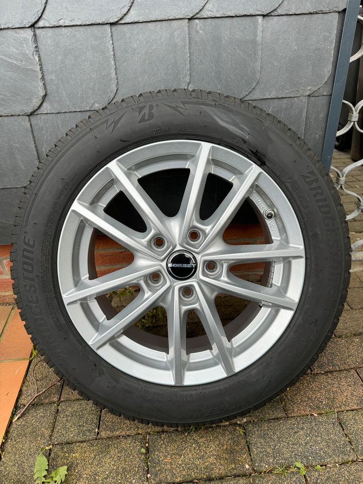 Winterreifen auf Alufelge Nissan Leaf 205/55 R16 in Mettmann