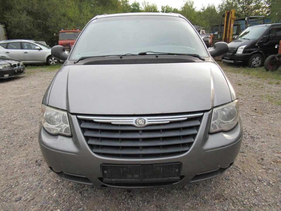 Chrysler Voyager 2.5L SE CRD =Österreichische Papiere= in Eisfeld