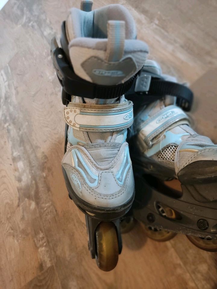 Inline Skates Kinder Gr. 28 bis 30 erweiterbare Inliner in Winnert