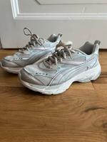 Puma Sneakers Blau/ Rosa/ Silber Frankfurt am Main - Nordend Vorschau