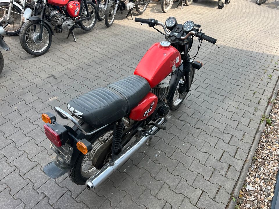 MZ ETZ125 ETZ150 ETZ 125 150 1987 Motorrad DDR 250 M56 in Osterweddingen