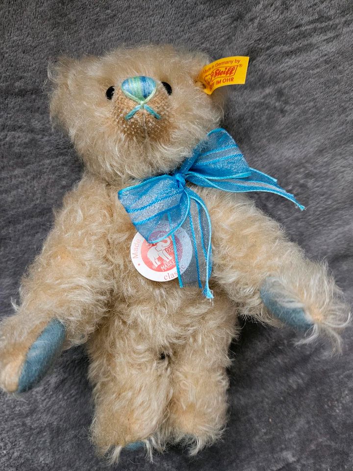 Steiff Teddybär in Plüderhausen