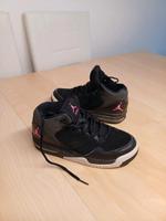 Michael Jordan Schuhe Größe 38 Pink Schwarz Nordrhein-Westfalen - Langenfeld Vorschau