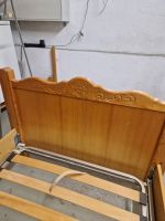 Handgemachtes Holzbett,  Bett aus Holz. mit oder ohne Lattenrost Bayern - Bruckmühl Vorschau