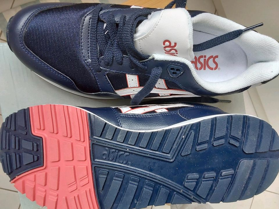 Asics GELSAGA Men, Gr. 40 (US 7), blau/weiß neu in Originalkarton in Berlin