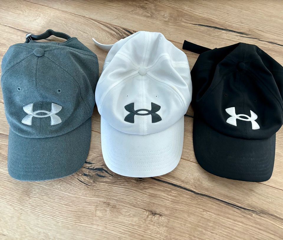 Under Armour Caps in Düsseldorf