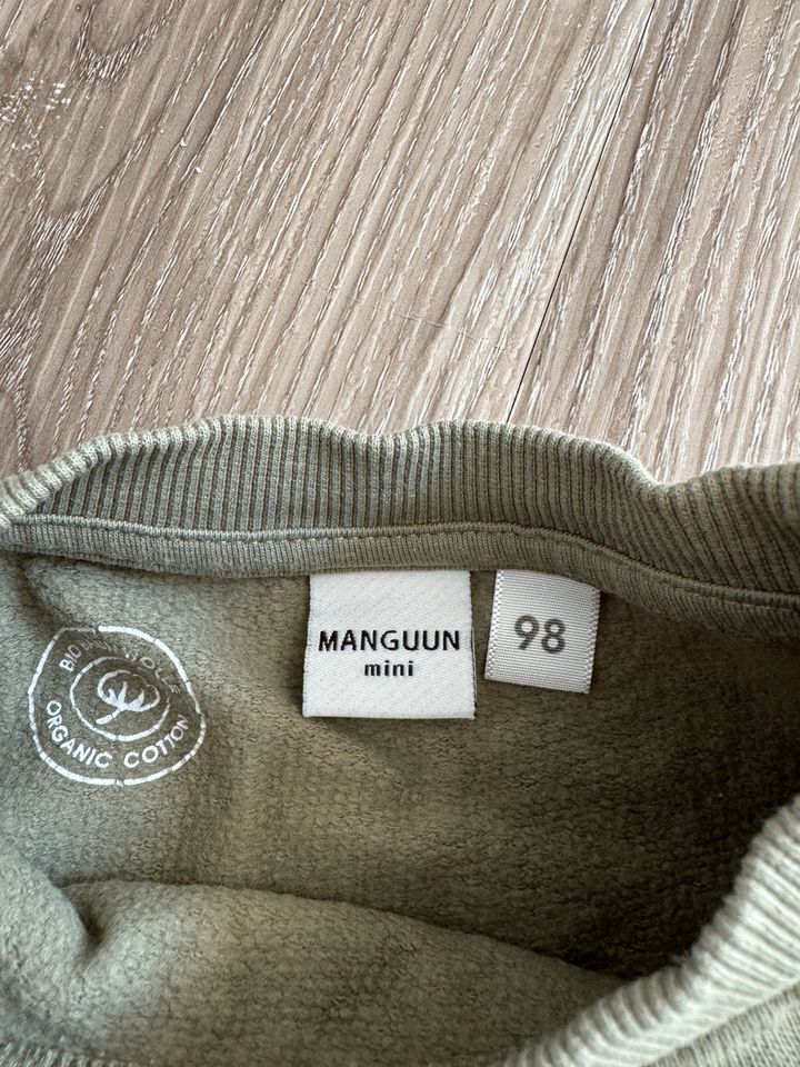 Manguun Set Khaki Hose und Pullover Gr. 98 in Hannover