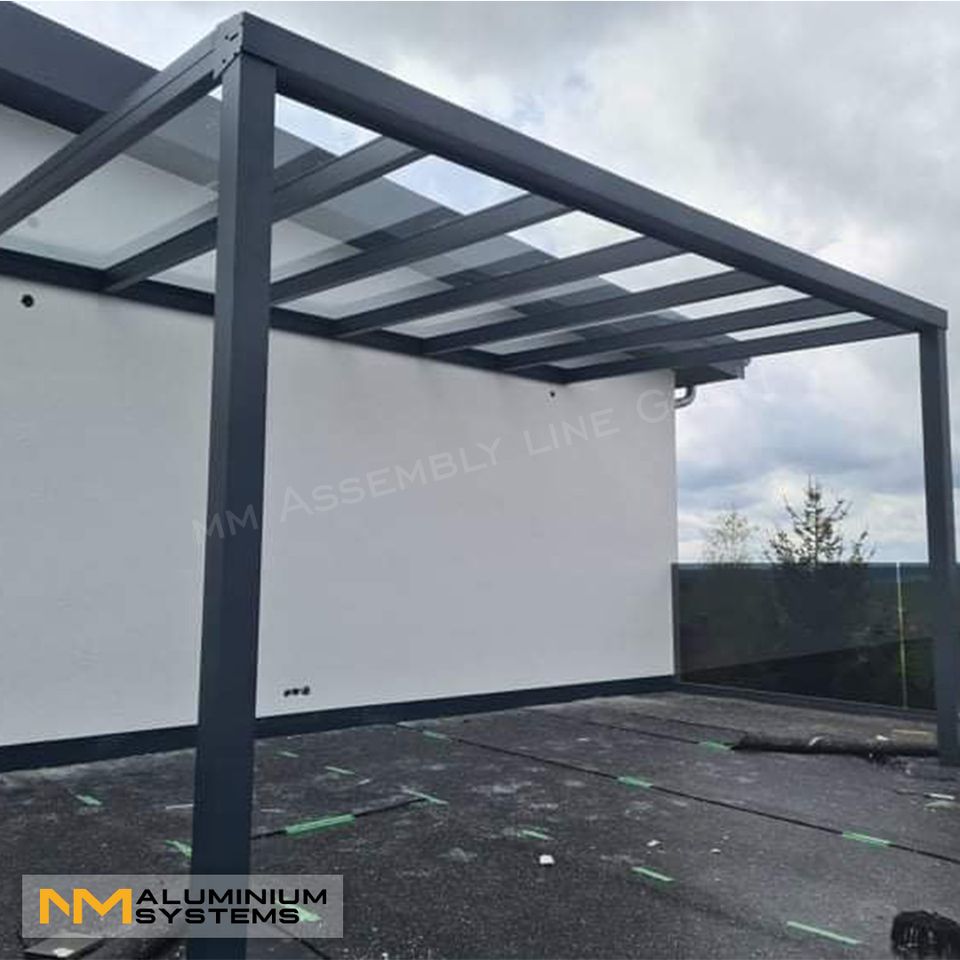 Alu-Terrassenüberdachung Terrassendach Carport 5 m x 4 m in Nauheim