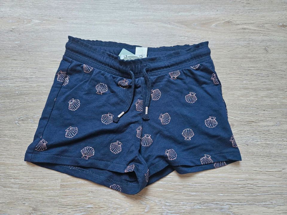 H&M Shorts kurze Hose Gr 122 blau Muschel Glitzer * NEU m.Etikett in Teistungen